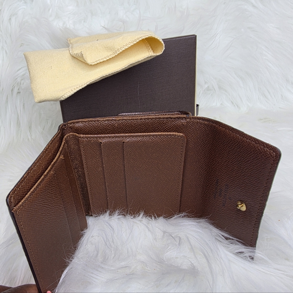Louis Vuitton Elise Double Snap Pocket Wallet Code SP1022. H 4” x W 4.4” EUC - Picture 6 of 12